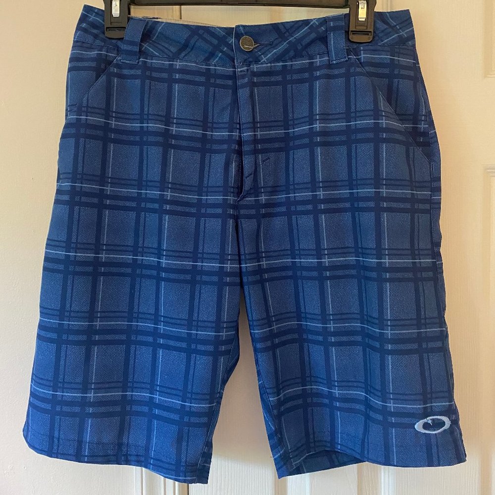 Oakley Men's Golf Shorts size 28W